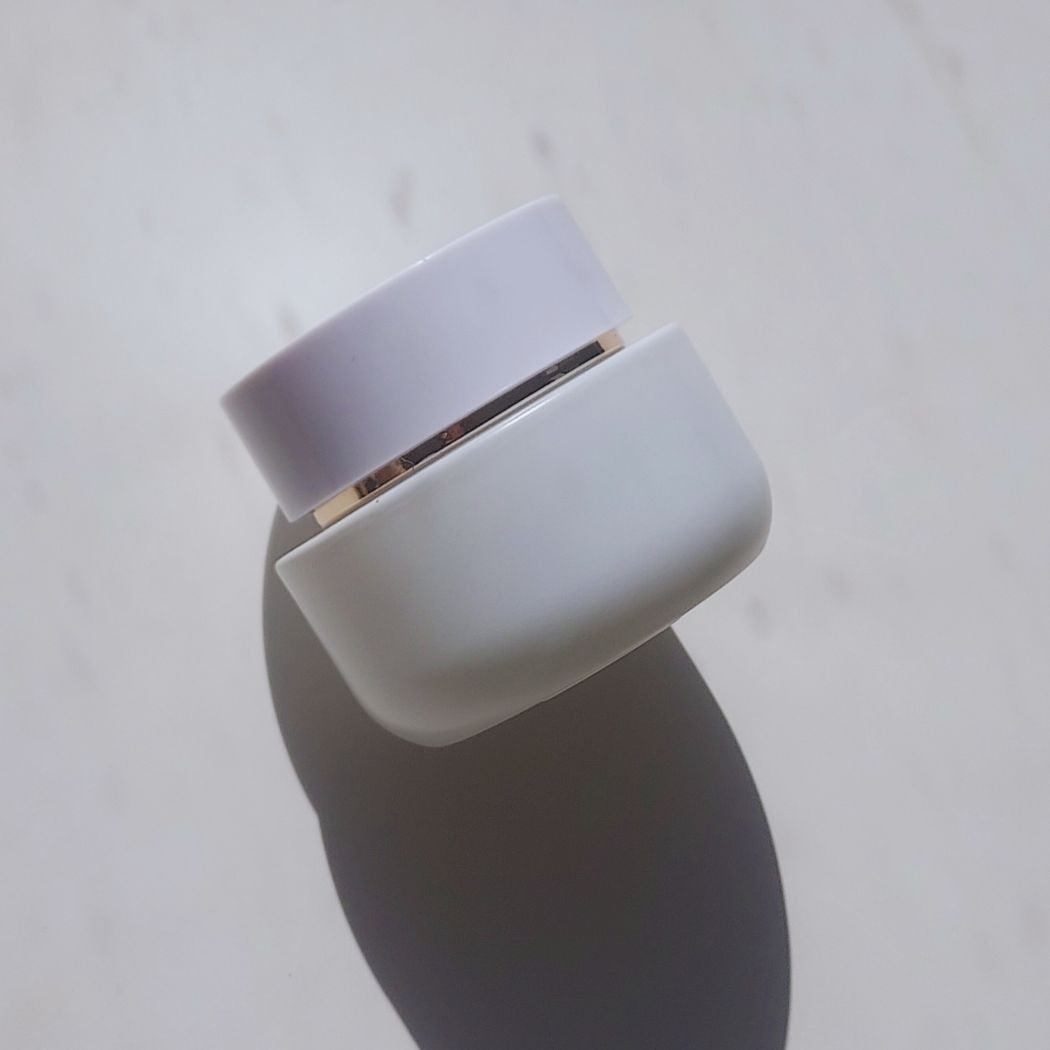 matte white glass jar with gold accent 1.7 oz for private label skincare moisturizer - Ataliene Private Label for Estheticians and Spas