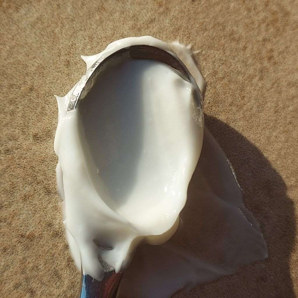 Thicker Cream - Green Tea & Deep Hydration (Sandalwood) - Ataliene Skincare Private Label