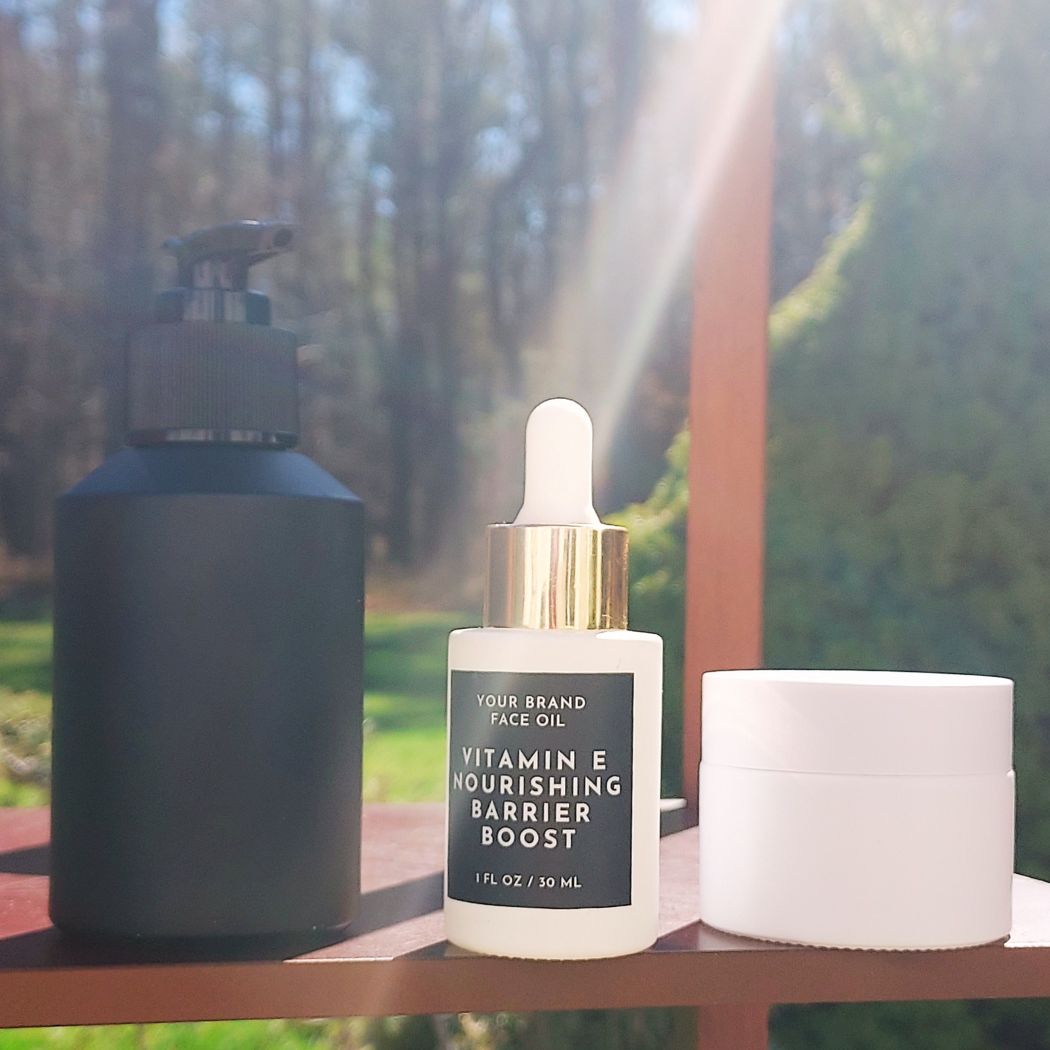 D2: Classic - White Glass Bottle with Gold Dropper - Ataliene Skincare Private Label