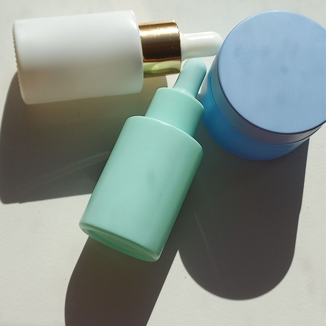 D13: Classic - Blue Glass Bottle with Blue Dropper - Ataliene Skincare Private Label