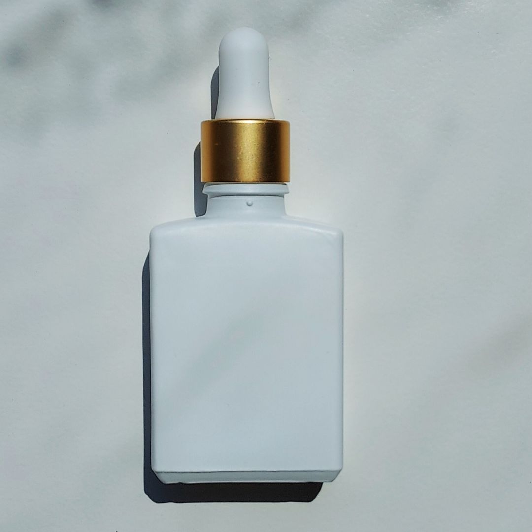 D20G: Square - White Glass Bottle with Gold Dropper - Ataliene Skincare Private Label