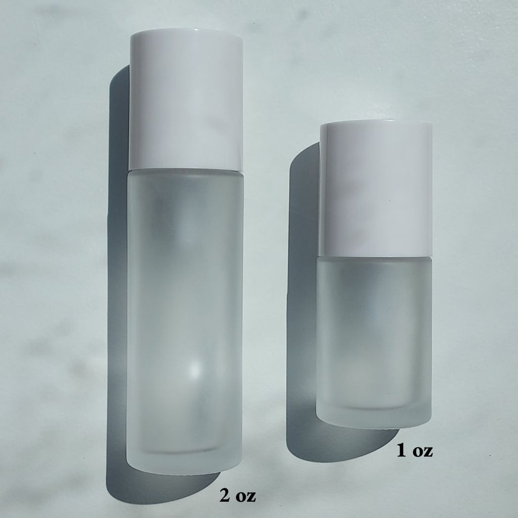 Comparison of 2 oz 60 ml vs 1 oz 30 ml frosted glass bottles in set - Ataliene Private Label Skin Care