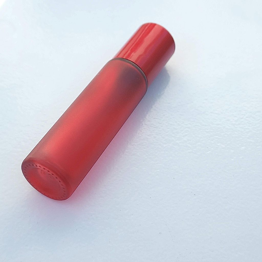 R10: Roller Ball - Red Glass with Red Cap - 10ml - Ataliene Skincare Private Label