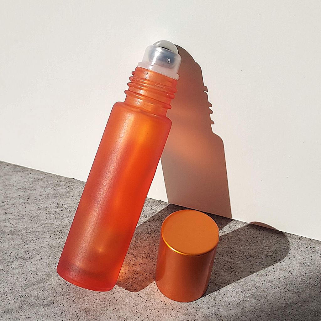 R7: Roller Ball - Orange Glass with Orange Cap - 10ml - Ataliene Skincare Private Label