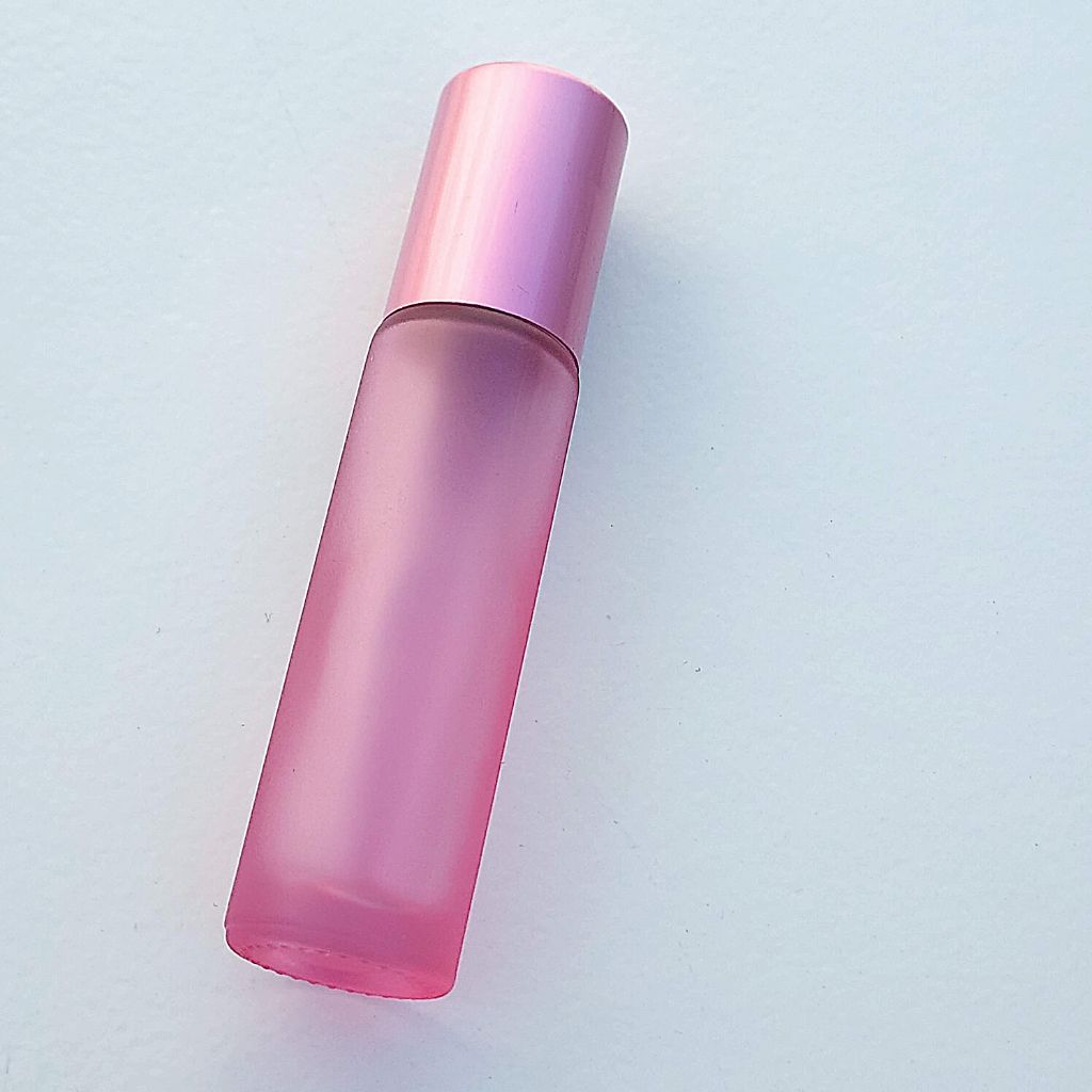 R9: Roller Ball - Pink Glass with Pink Cap - 10ml - Ataliene Skincare Private Label