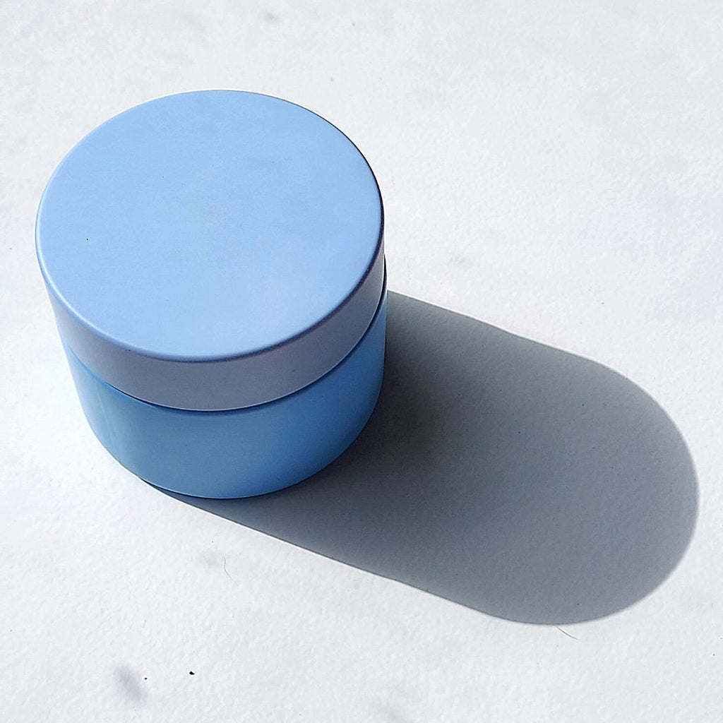 J7: Round - Light Blue Glass Jar with Blue Lid - Ataliene Skincare Private Label